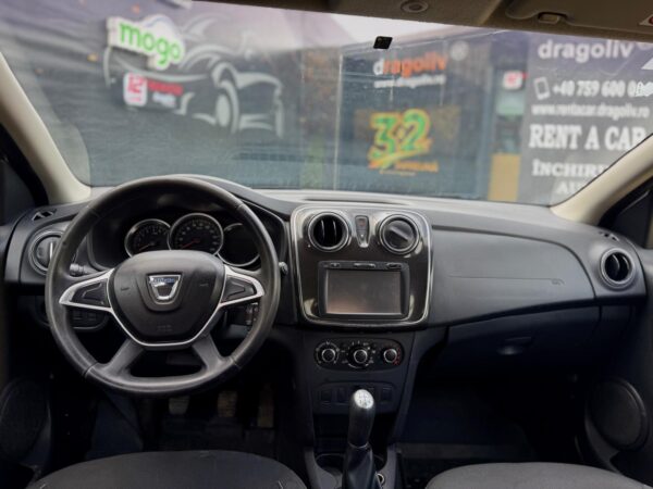 product-grid-gallery-item